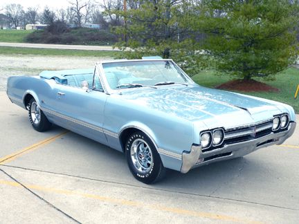 Used 1966 Oldsmobile Cutlass Supreme Sedan for Sale - Stock #KK4177 .