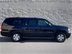 2007 Chevrolet Suburban Picture 2