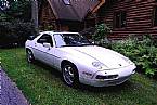 1988 Porsche 928 Picture 2