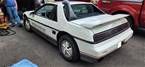 1984 Pontiac Fiero Picture 3