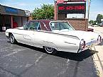 1963 Ford Thunderbird Picture 3