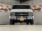 1992 Chevrolet G20 Picture 3