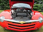 2005 Chevrolet SSR Picture 3