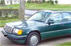 1990 Mercedes 300E Picture 3