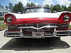 1957 Ford Skyliner Picture 4