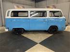 1977 Volkswagen Bus Picture 4