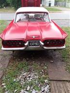 1960 Ford Thunderbird Picture 4